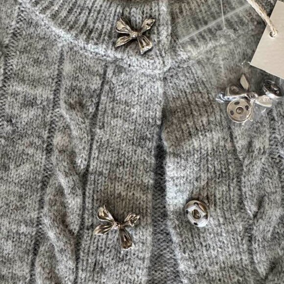 Jessica Simpson Sweater - Picture 2 of 2